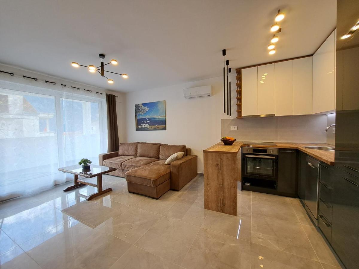 Paun Apartment コトル エクステリア 写真