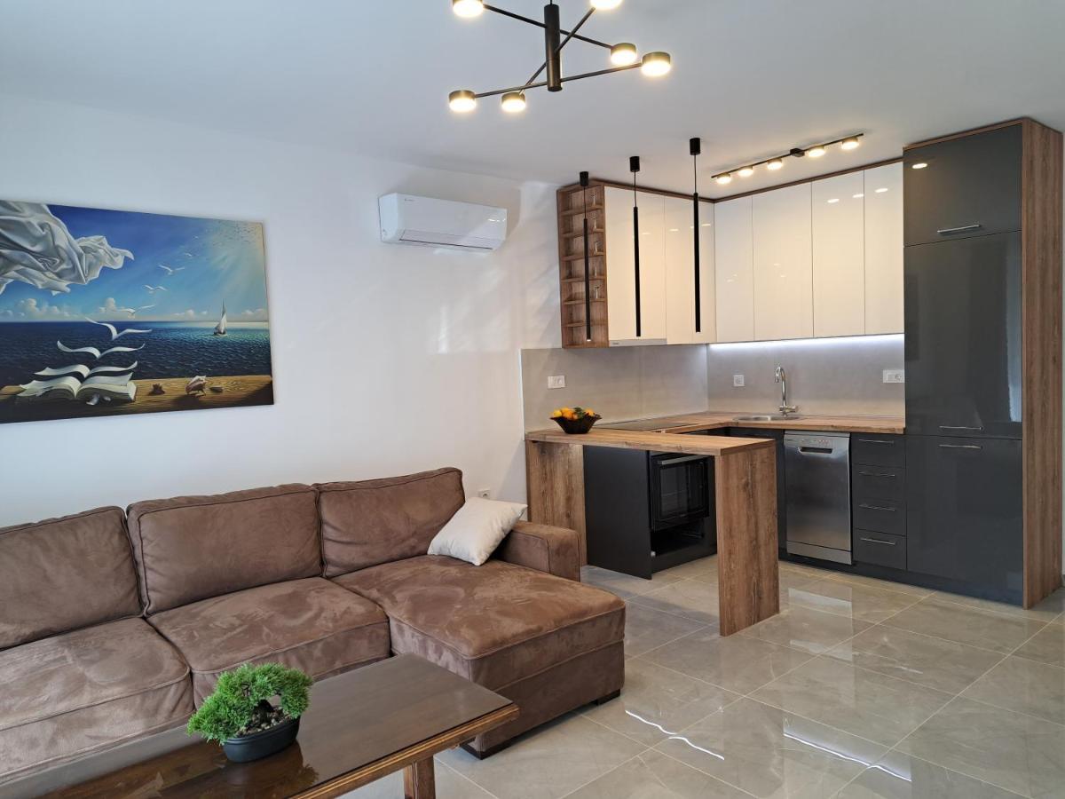 Paun Apartment コトル エクステリア 写真