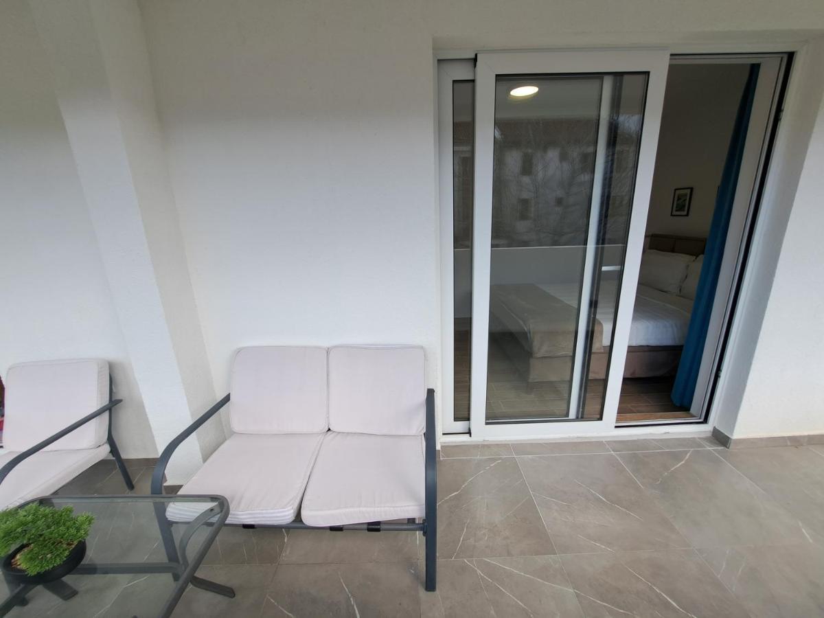 Paun Apartment コトル エクステリア 写真