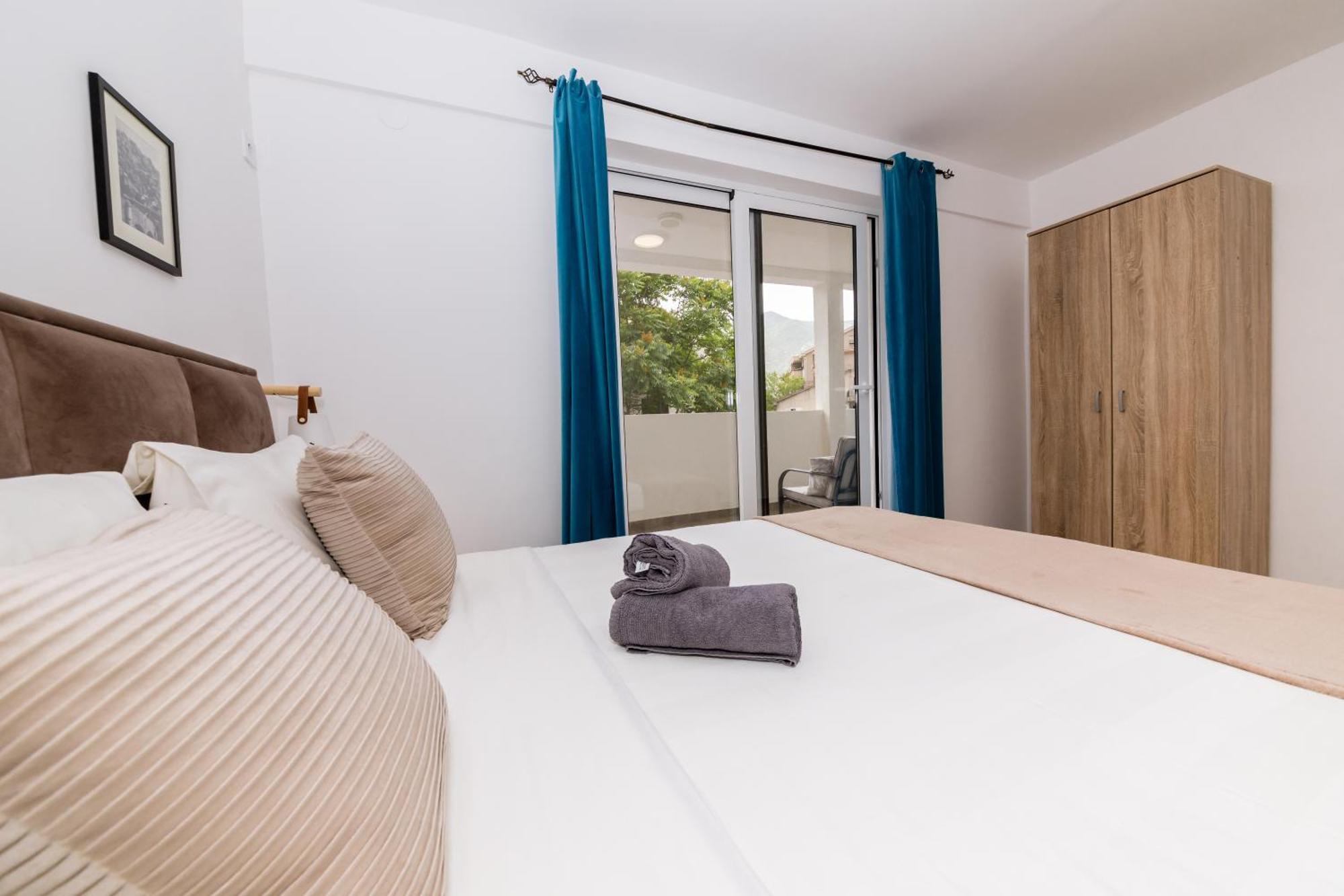 Paun Apartment コトル エクステリア 写真